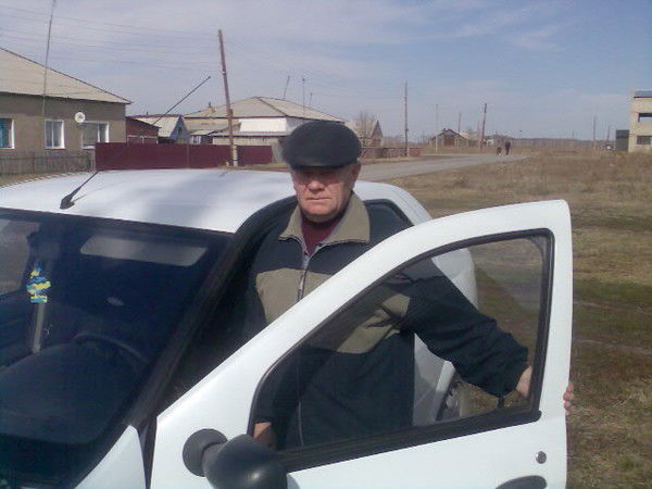 Анатолий Сергеев