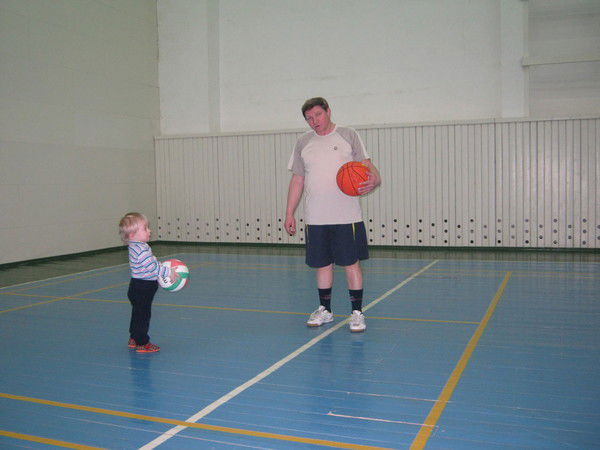 Александр Колесников