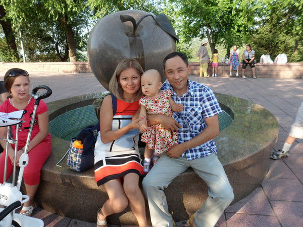 Жадыра Сатаева