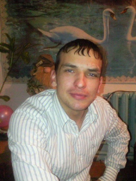 Роман Николаев