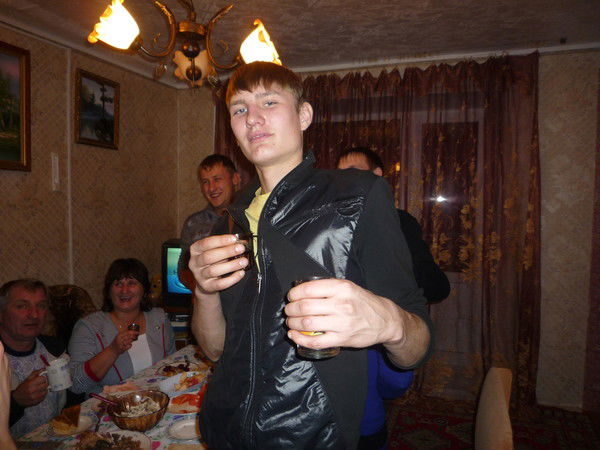 Александр Иващенко