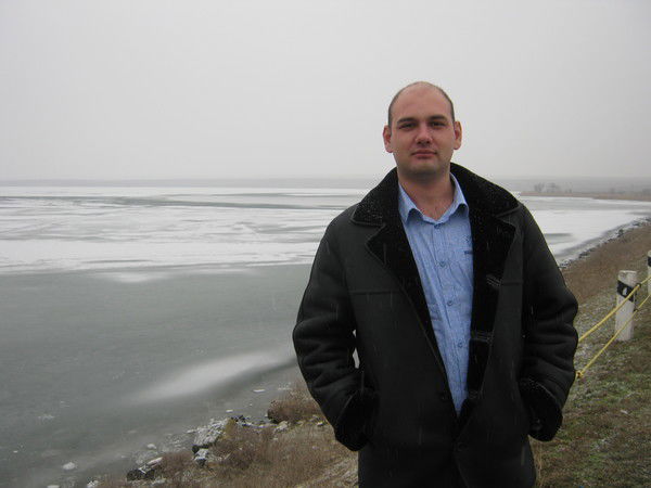 Анатолий Савостиков