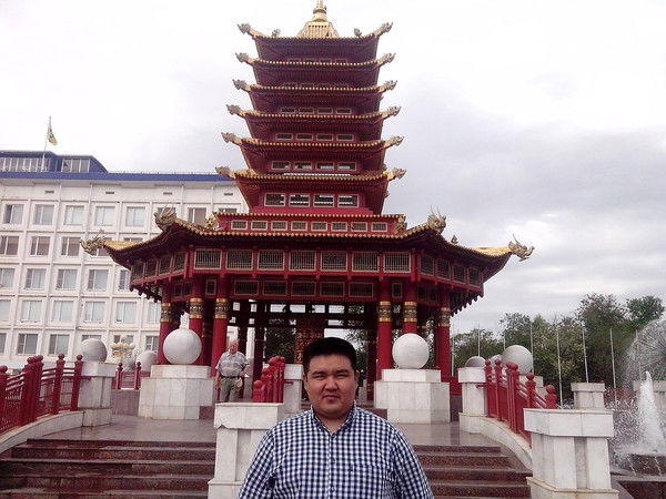 Жигер Сакенов