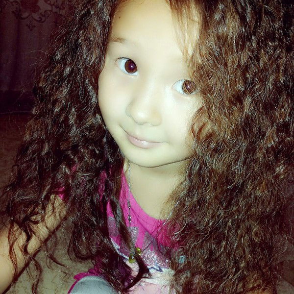 Дана Есимова