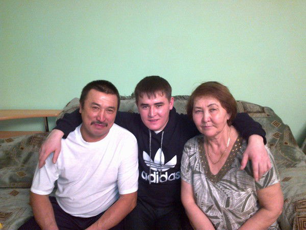 Батима Муканова