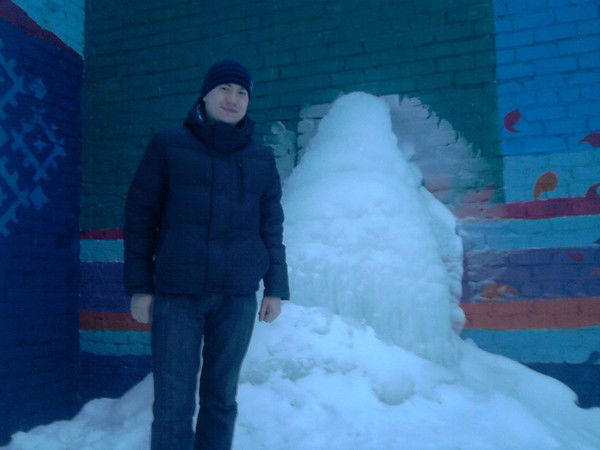 Максим Плотников