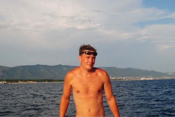 Игорь Колесников