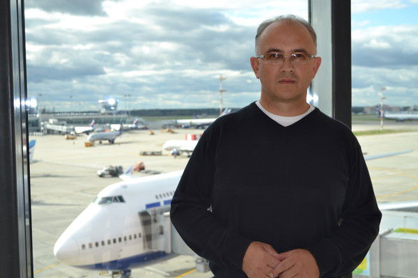 Олег Сотников