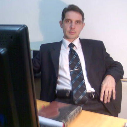 Владимир Романов