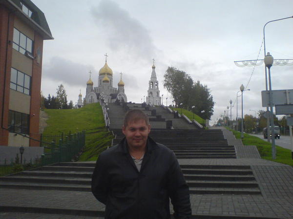 Антон Луценко