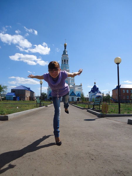 Нина Попова