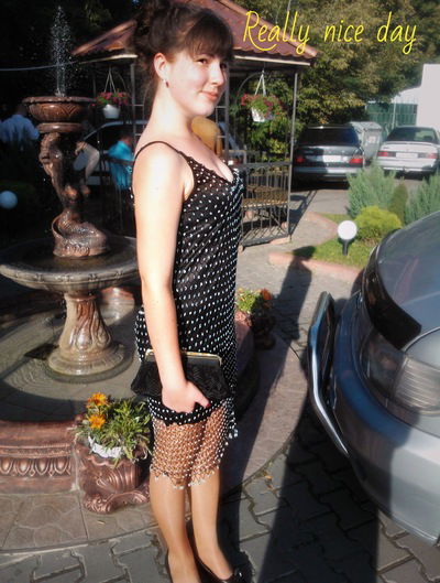 Анна Колісник