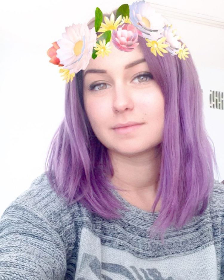 Оля Миронова