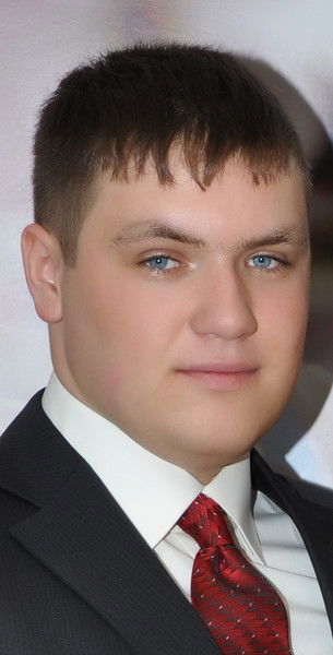 Артем Кузнецов