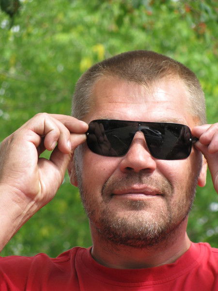 Владимир Белуха