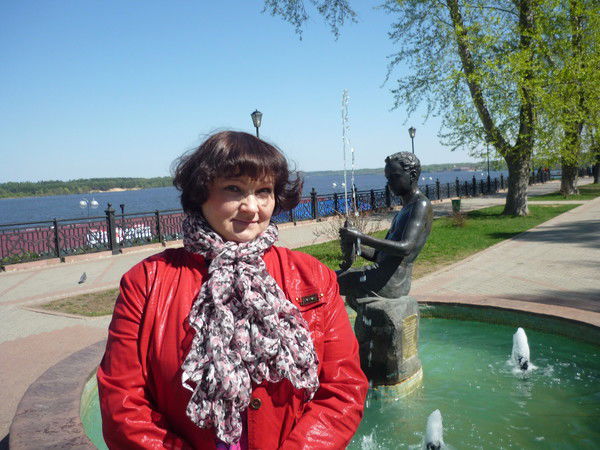 Елена Захарова