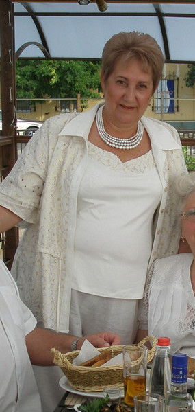 Нина Салахутдинова