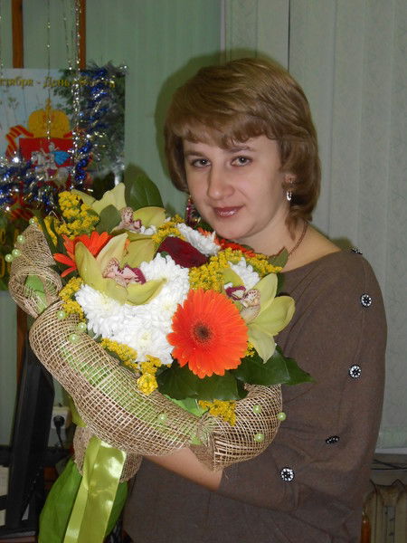 Оля Петрова