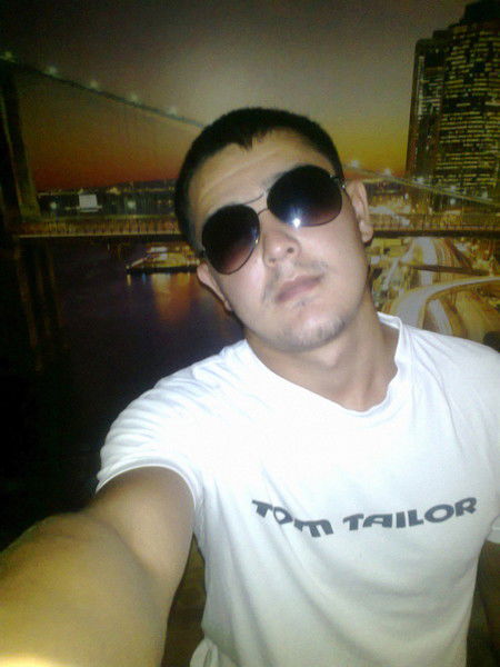 Алишер Мустафинов