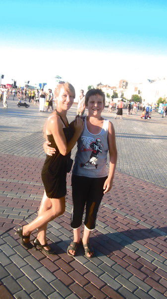 Оленька ))))))