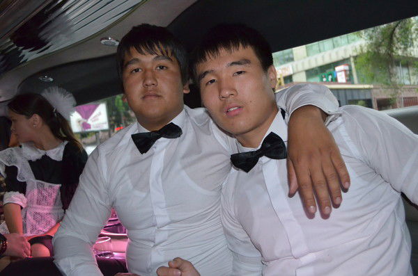 Bekturgan, Isatay Jieni !!!