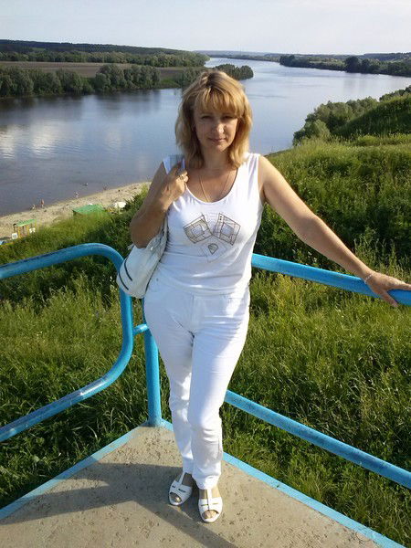 Елена Тапешко