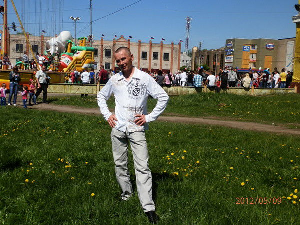 Александр Быстров