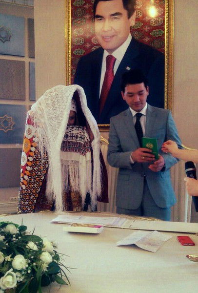 Zwezda Po Imeni Solnce