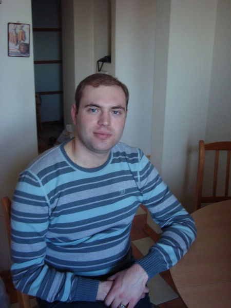 Кирилл Бобровский