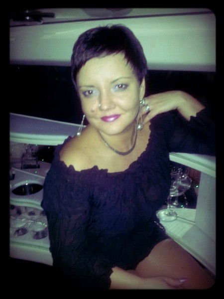 Елена Санкичева