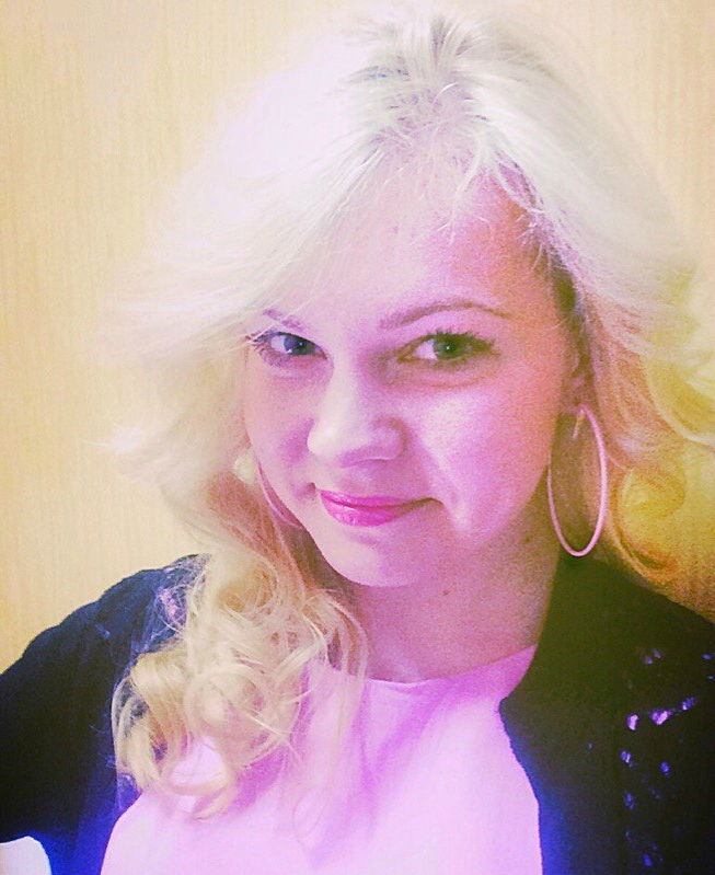 Юля Макарова