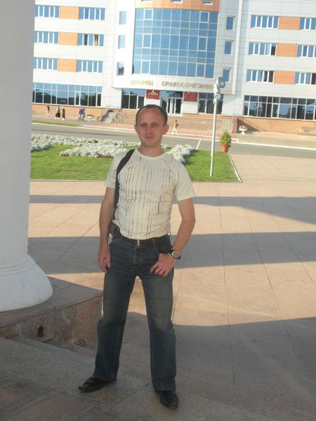 Виталий Фролов