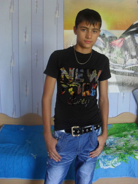 Денис Бузурнюк