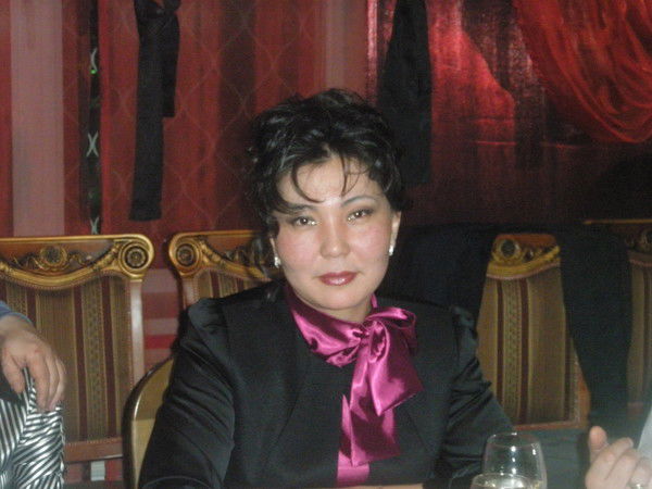 Анара Исенова