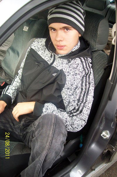 Виталий Райник