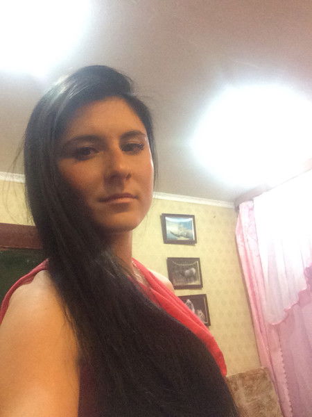 Анютик Власова