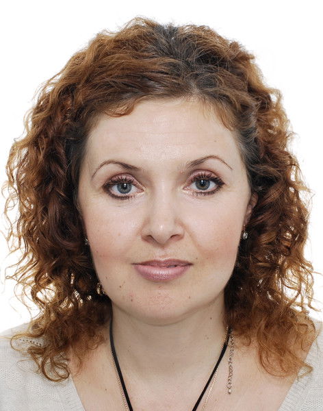 Юлия Суханова