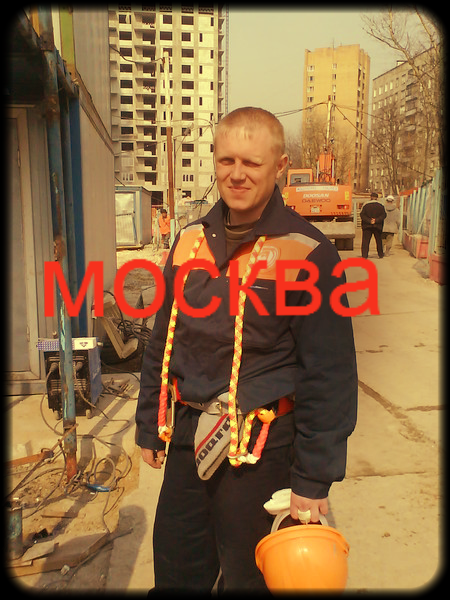 Максим Артамонов