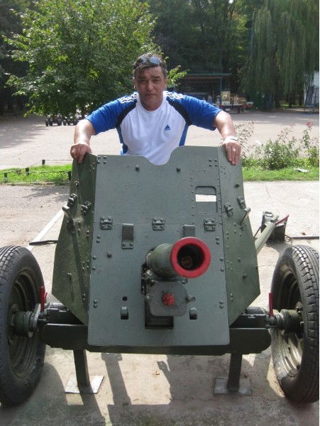 Асхат Насыров