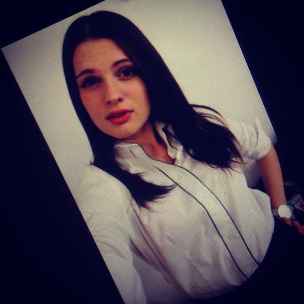 Анна Попова