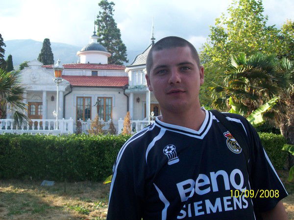 Костя Фролов