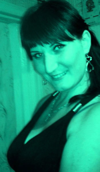 Маришка Эйвазова