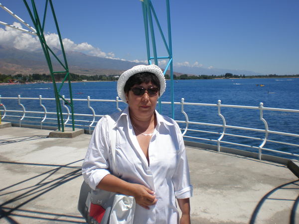 Зере Аманова