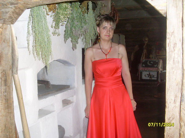 Катя Бахарь