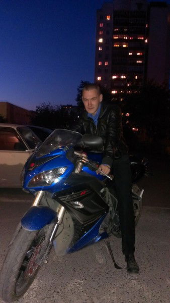 Руслан Народдинов