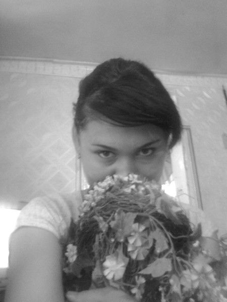 Зумрад Мамаева