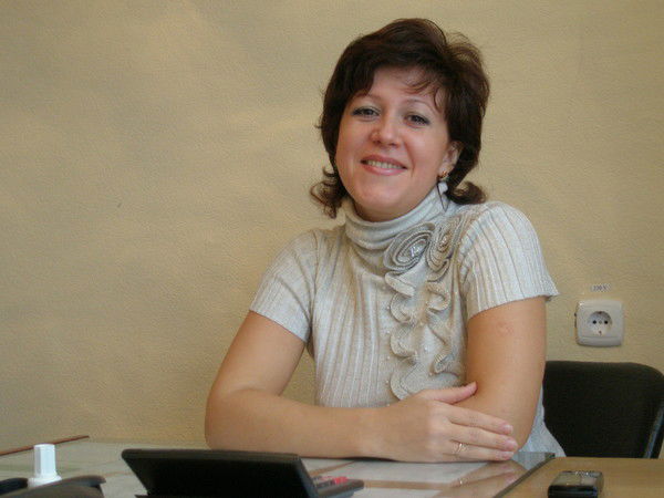 Анжелика Неверова