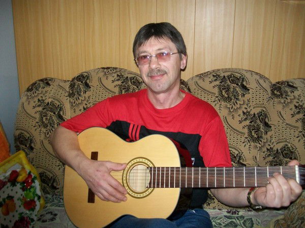 Анатолий Куров