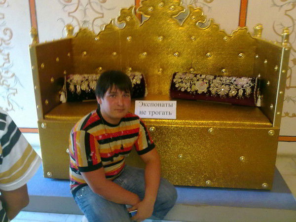 Артём Воронов