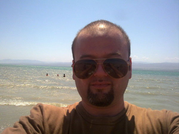 Аъзам Анваров